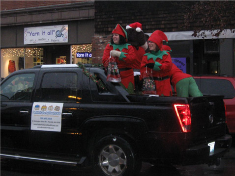 Buddy Beaver sighting in North Attleboro parade!